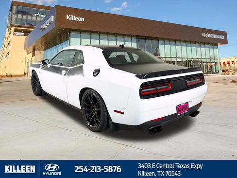 Used 2018 Dodge Challenger T/A RWD image 5