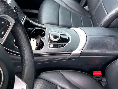 Certified 2019 Mercedes-Benz GLC 300 image 16
