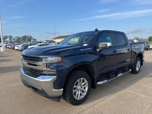 Used 2020 Chevrolet Silverado 1500 LT w/ LT Value Package image 8