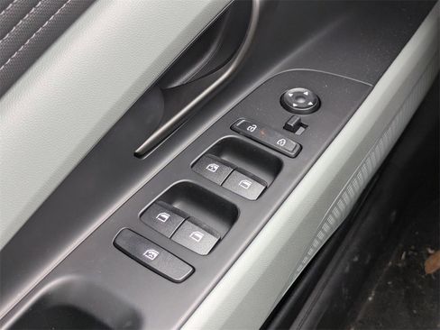 New 2025 Hyundai Elantra Limited image 20