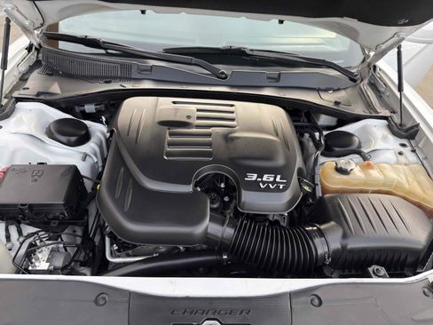 Used 2019 Dodge Charger SXT image 57