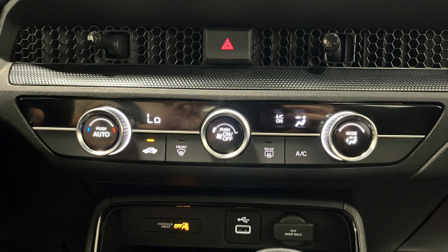 Used 2024 Honda CR-V LX image 17