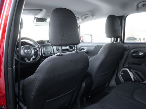 Used 2016 Jeep Renegade Latitude w/ Safety & Security Group image 23