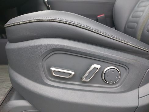 Used 2023 Rivian R1T Adventure AWD/4WD image 29