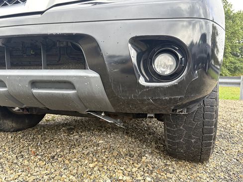 Used 2020 Nissan Frontier PRO-4X w/ Pro-4x Utility Package image 12