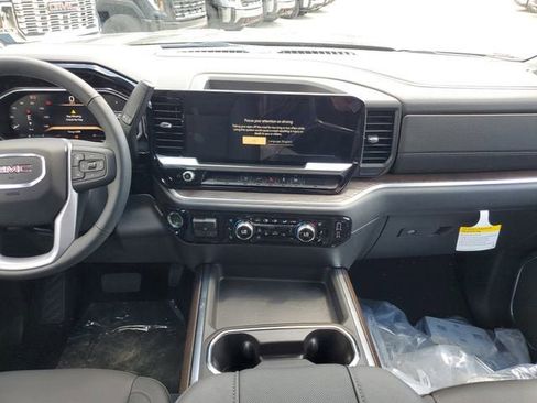 New 2026 GMC Sierra 2500 SLT w/ SLT Convenience Package AWD/4WD image 15