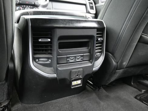 Used 2022 RAM 1500 Big Horn image 38