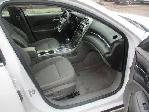 Used 2013 Chevrolet Malibu LS w/ Protection Package FWD image 7