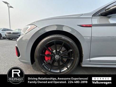 Used 2024 Volkswagen Jetta GLI 40th Anniversary Edition FWD image 10