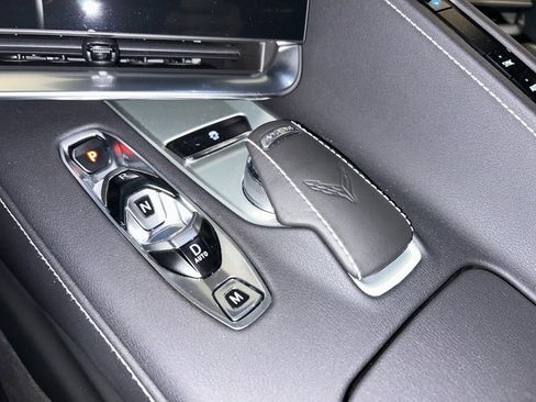 Used 2025 Chevrolet Corvette Stingray image 27