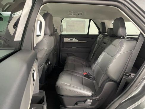 New 2026 Ford Explorer Active AWD/4WD image 20