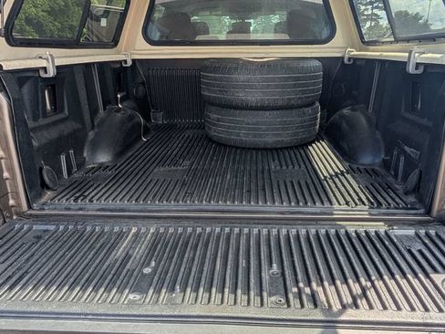 Used 2019 Ford F150 XLT w/ Equipment Group 301A Mid RWD image 22