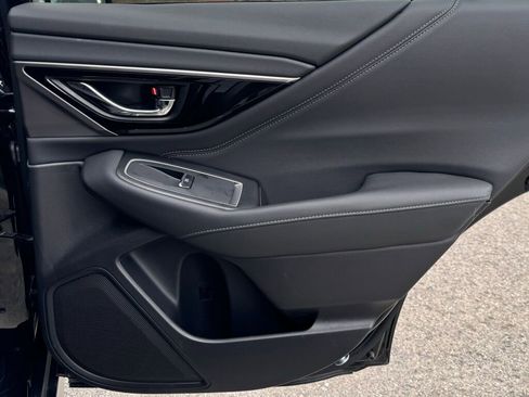 Used 2025 Subaru Outback Limited image 19