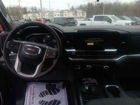 Used 2023 GMC Sierra 1500 Elevation image 12