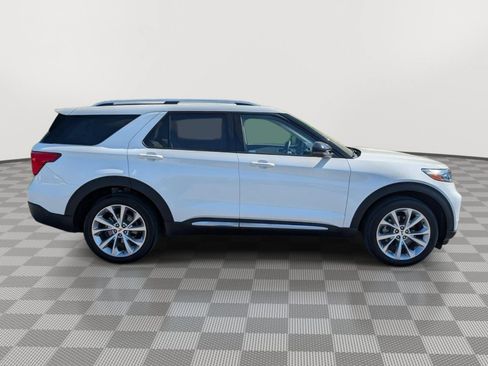 Used 2021 Ford Explorer Platinum w/ Equipment Group 601A AWD/4WD image 6