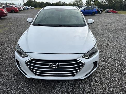 Used 2018 Hyundai Elantra SEL image 2