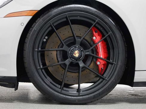 Used 2026 Porsche 911 Carrera GTS RWD image 39