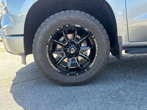 Used 2024 Chevrolet Silverado 1500 RST image 23