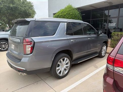 Used 2022 Chevrolet Tahoe High Country RWD image 3