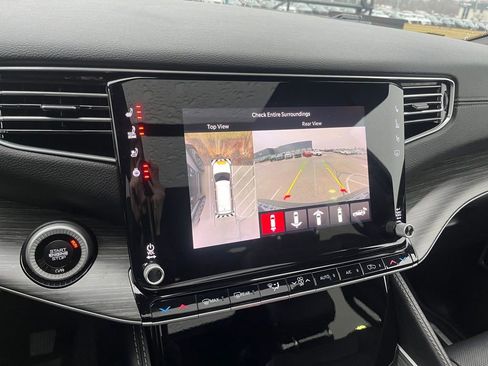 Used 2024 Jeep Wagoneer Series III w/ Premium Group I image 24