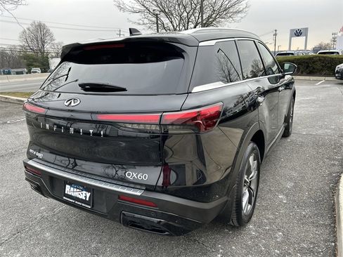 Certified 2023 INFINITI QX60 Luxe w/ Cargo Package image 8