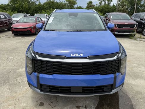 New 2026 Kia Sportage EX AWD/4WD image 3