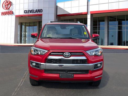 Used 2024 Toyota 4Runner Limited AWD/4WD image 3