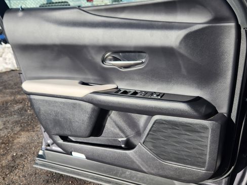 Used 2024 Lexus UX 250h AWD w/ Premium Package image 12