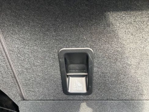 Used 2023 Subaru Forester Premium image 49