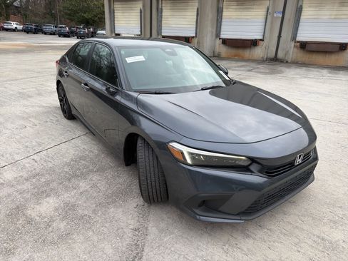 Used 2024 Honda Civic Sport image 12