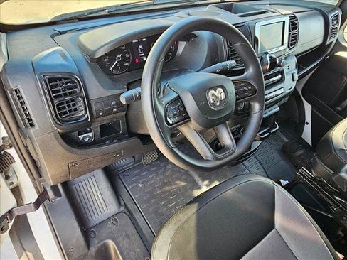 Used 2025 RAM ProMaster 2500 w/ Convenience Group FWD image 10
