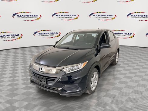Used 2020 Honda HR-V LX image 1
