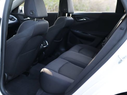 Used 2023 Chevrolet Malibu LT FWD image 24