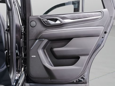 Used 2021 GMC Yukon Denali AWD/4WD image 30