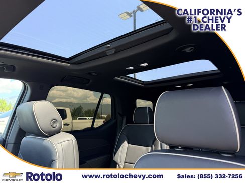 Used 2022 Chevrolet Traverse Premier w/ Redline Edition AWD/4WD image 18