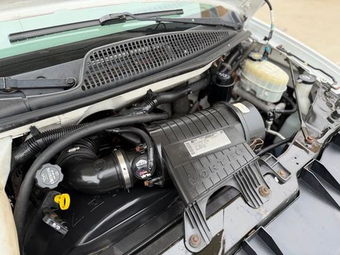 Used 2014 Chevrolet Express 1500 image 20