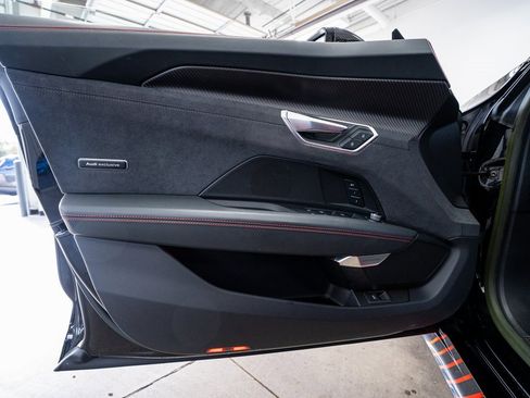 Used 2023 Audi RS e-tron GT image 28