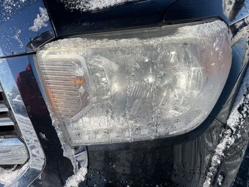 Used 2016 Toyota Tundra SR5 image 11