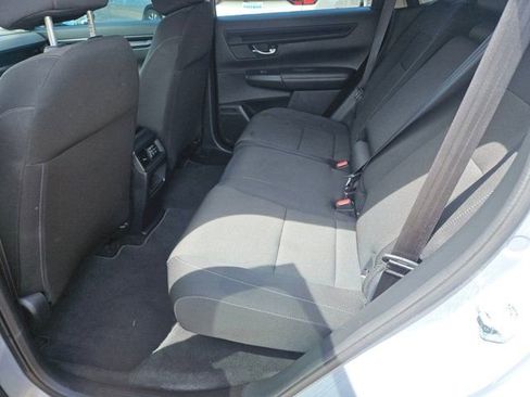 Used 2025 Honda CR-V LX image 8