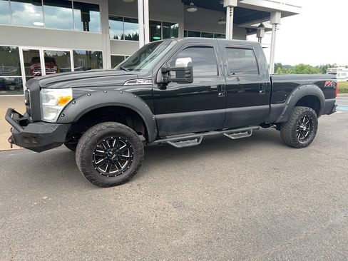 Used 2015 Ford F350 Lariat w/ Lariat Ultimate Package AWD/4WD image 3