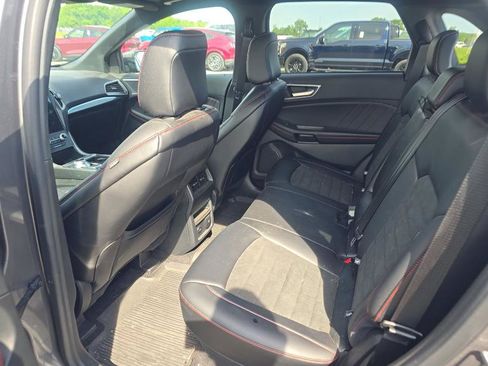 Used 2024 Ford Edge ST-Line AWD/4WD image 6