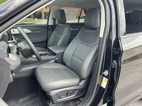 New 2026 Ford Explorer Active w/ Active Comfort Package AWD/4WD image 13