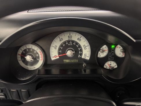 Used 2008 Toyota FJ Cruiser 4WD image 22