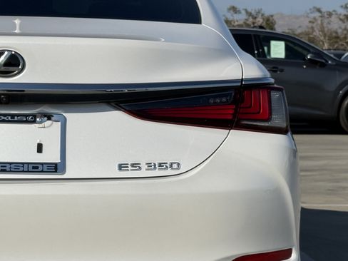 Certified 2024 Lexus ES 350 w/ Accessory Package (Z1) FWD image 13