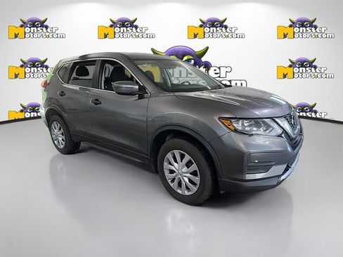 Used 2018 Nissan Rogue S AWD/4WD image 3