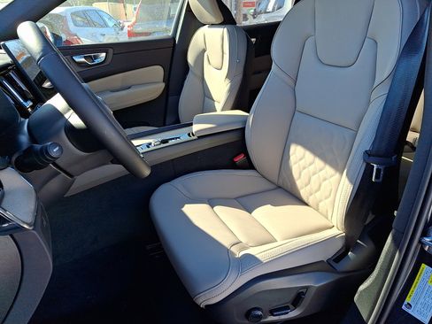 New 2026 Volvo XC60 B5 Plus w/ Protection Package Premier image 7