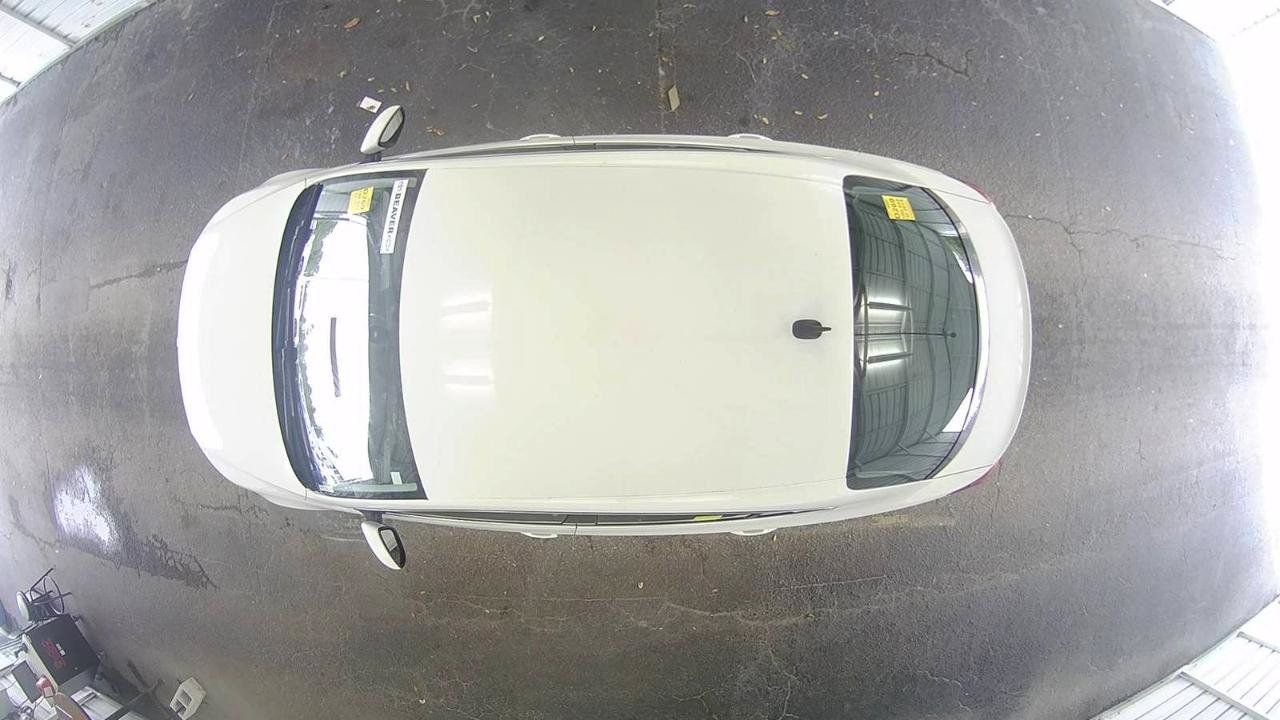 Used 2013 Volkswagen CC Sport FWD image 8