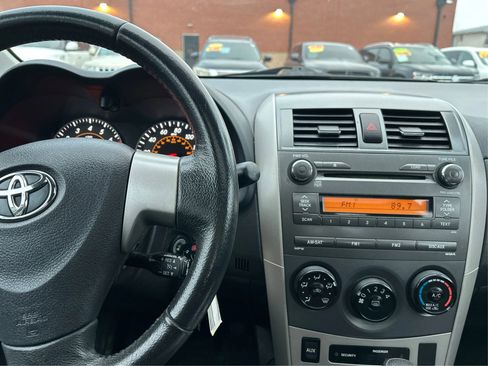 Used 2010 Toyota Corolla S image 25