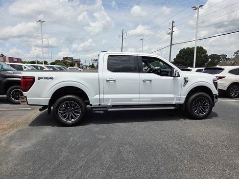 Used 2025 Ford F150 Lariat w/ Equipment Group 501A Mid AWD/4WD image 11