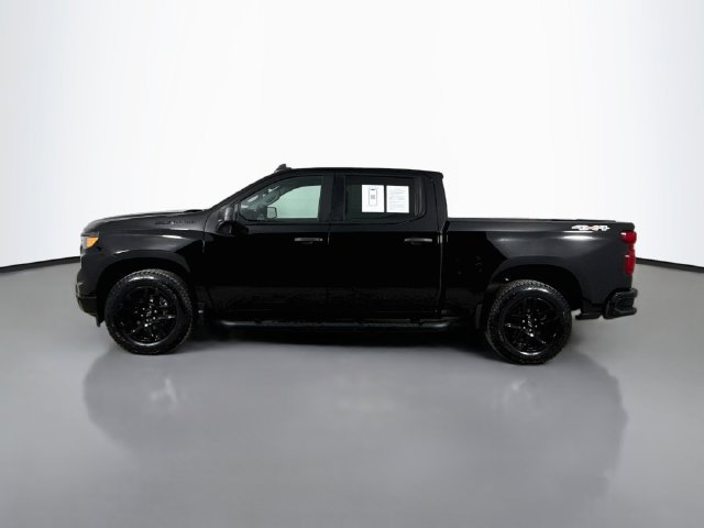 Used 2023 Chevrolet Silverado 1500 Custom w/ Rally Edition AWD/4WD image 10